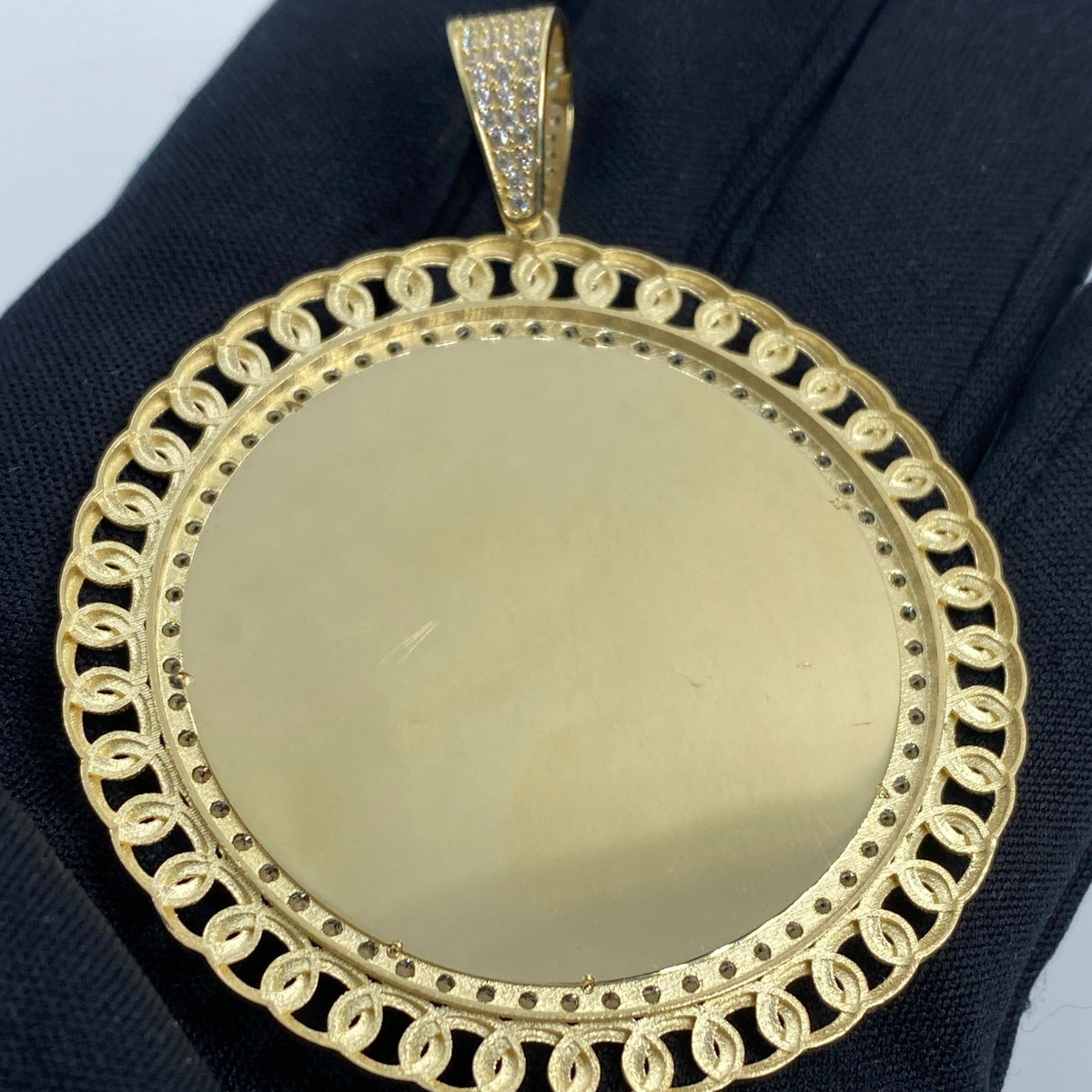 10K Gold Cuban Circle Picture Photo CZ Pendant - additional product view 4