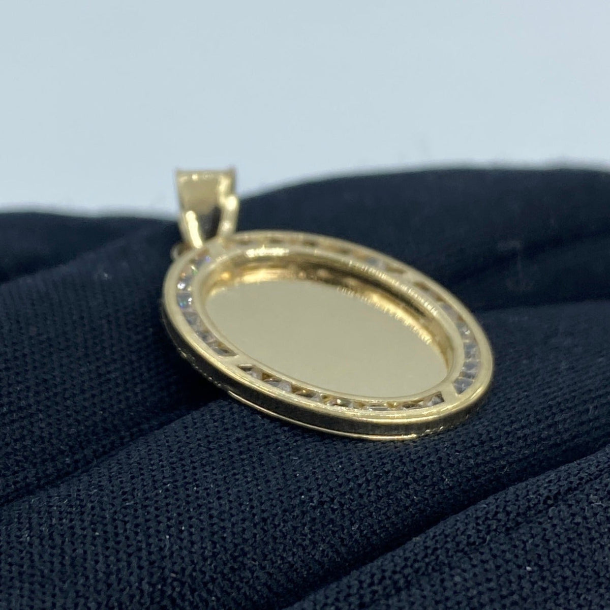 10K Gold Oval Picture Photo CZ Pendant - additional product view 3