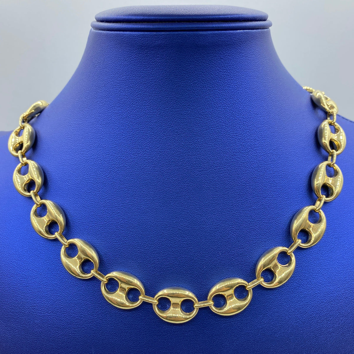 14K Gold Puffed Mariner Link Chain, 14.5mm - close-up product photo
