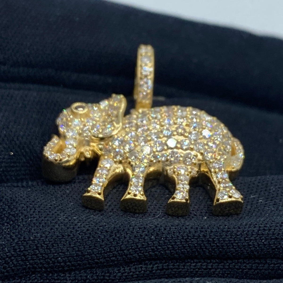 10K Gold Elephant Diamond Pendant 3.1 Ct - additional product view 4