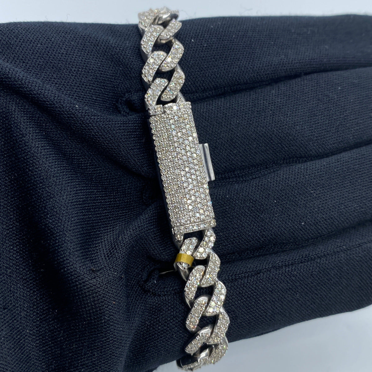 10K Gold 7mm Cuban Link Diamond Bracelet 8.5 in - additional product view 4