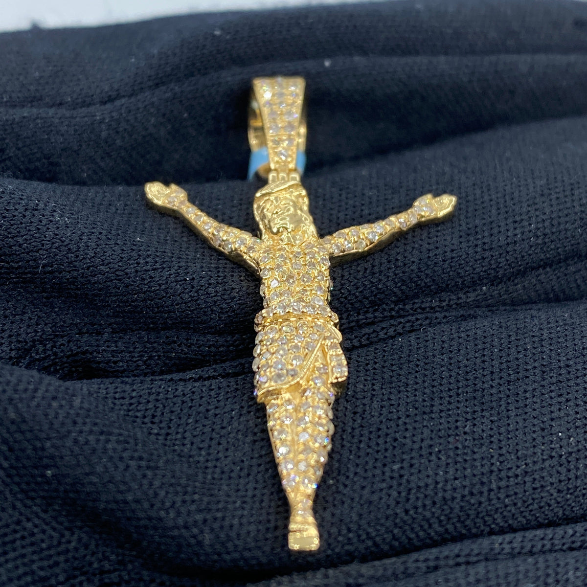 14K Gold Crucified Jesus Diamond Pendant - additional product view 4