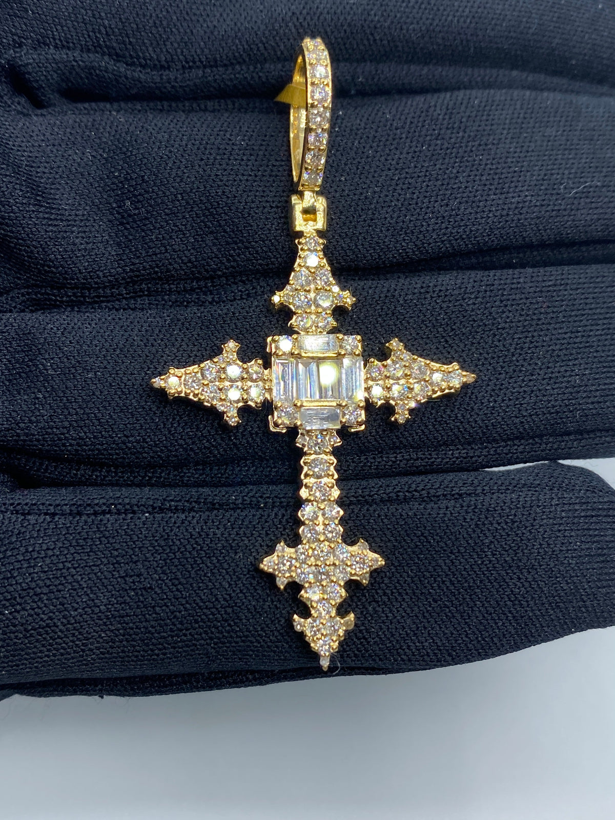 10K Gold Baguette Trefoil Cross Diamond Pendant in yellow gold - close-up product photo
