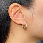 10K Gold Ribbon Circle Hoop Earrings - additional product view 3