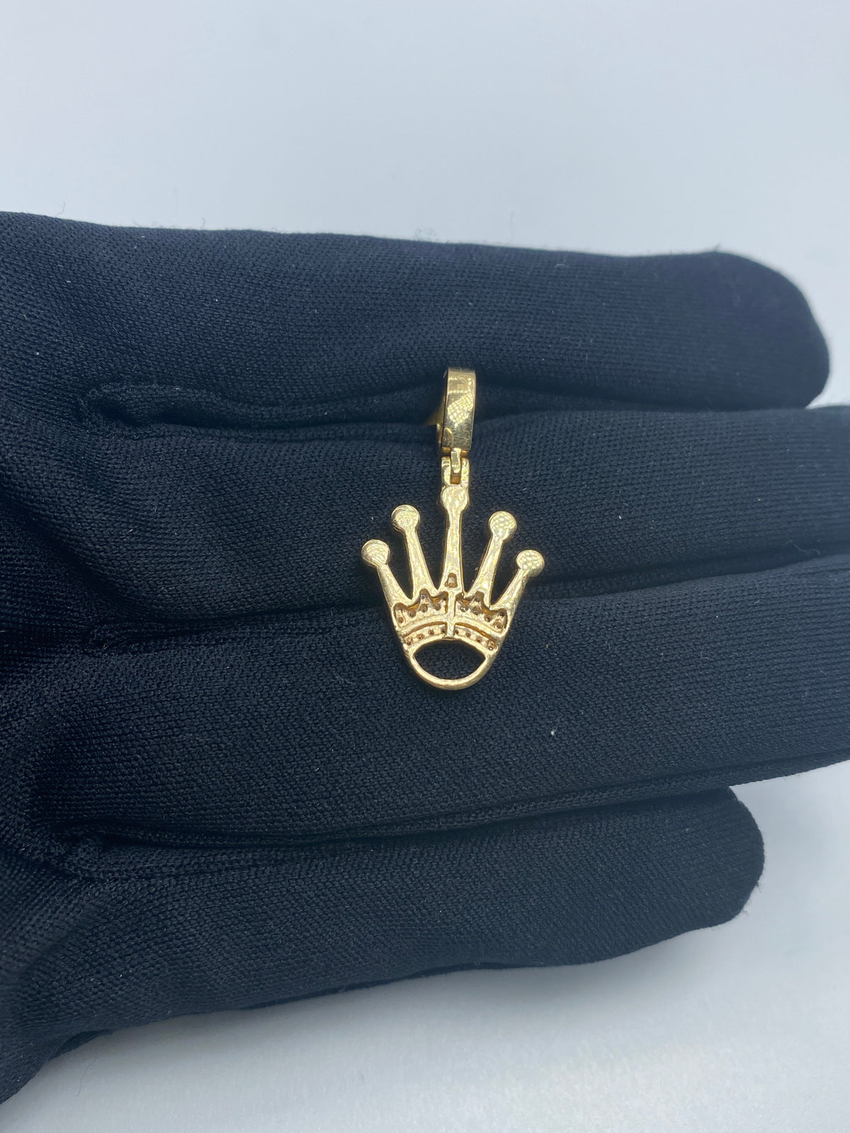 Crown Diamond Pendant - additional product view 5