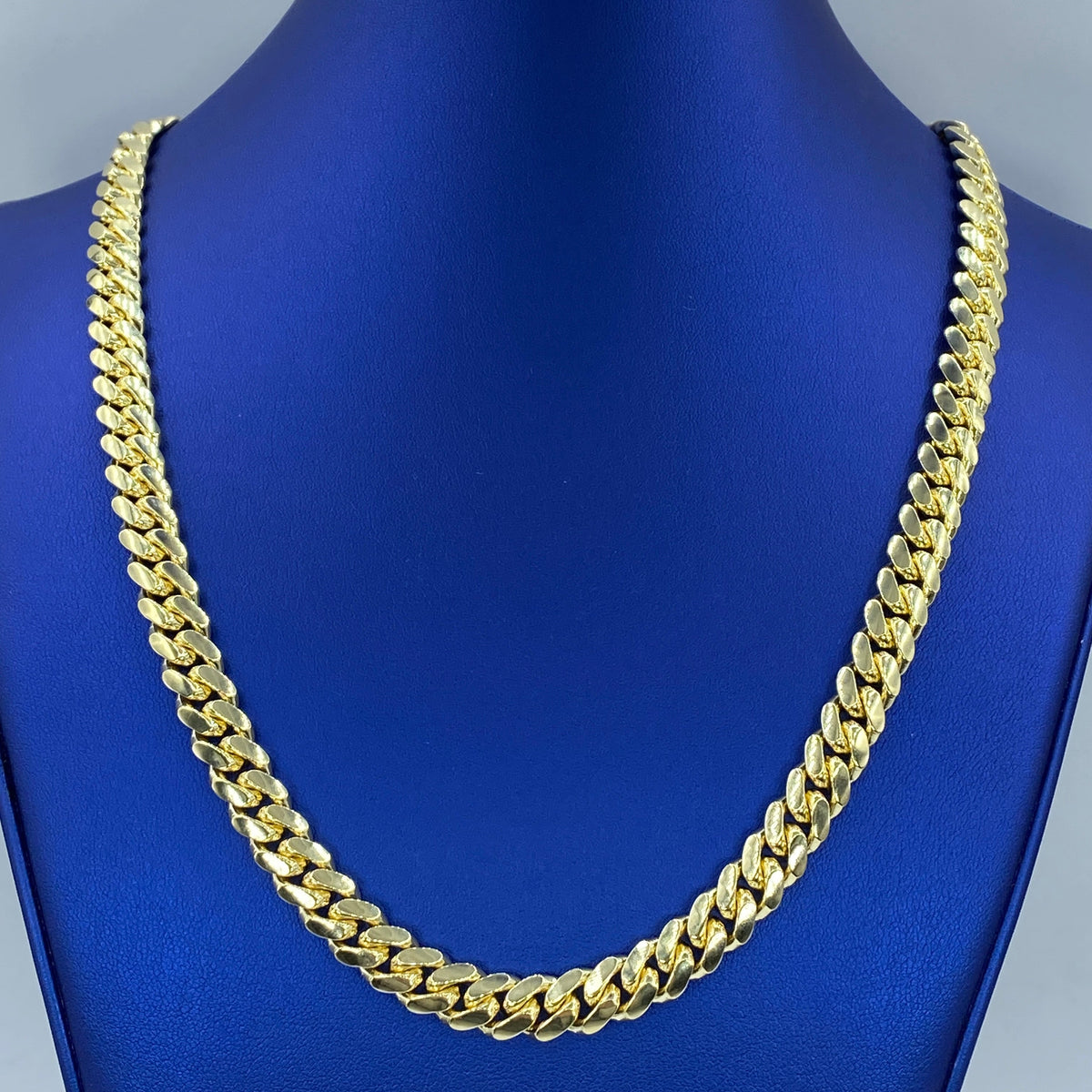14K Gold 8.5mm Solid Cuban Link Chain 24 in - additional product view 2