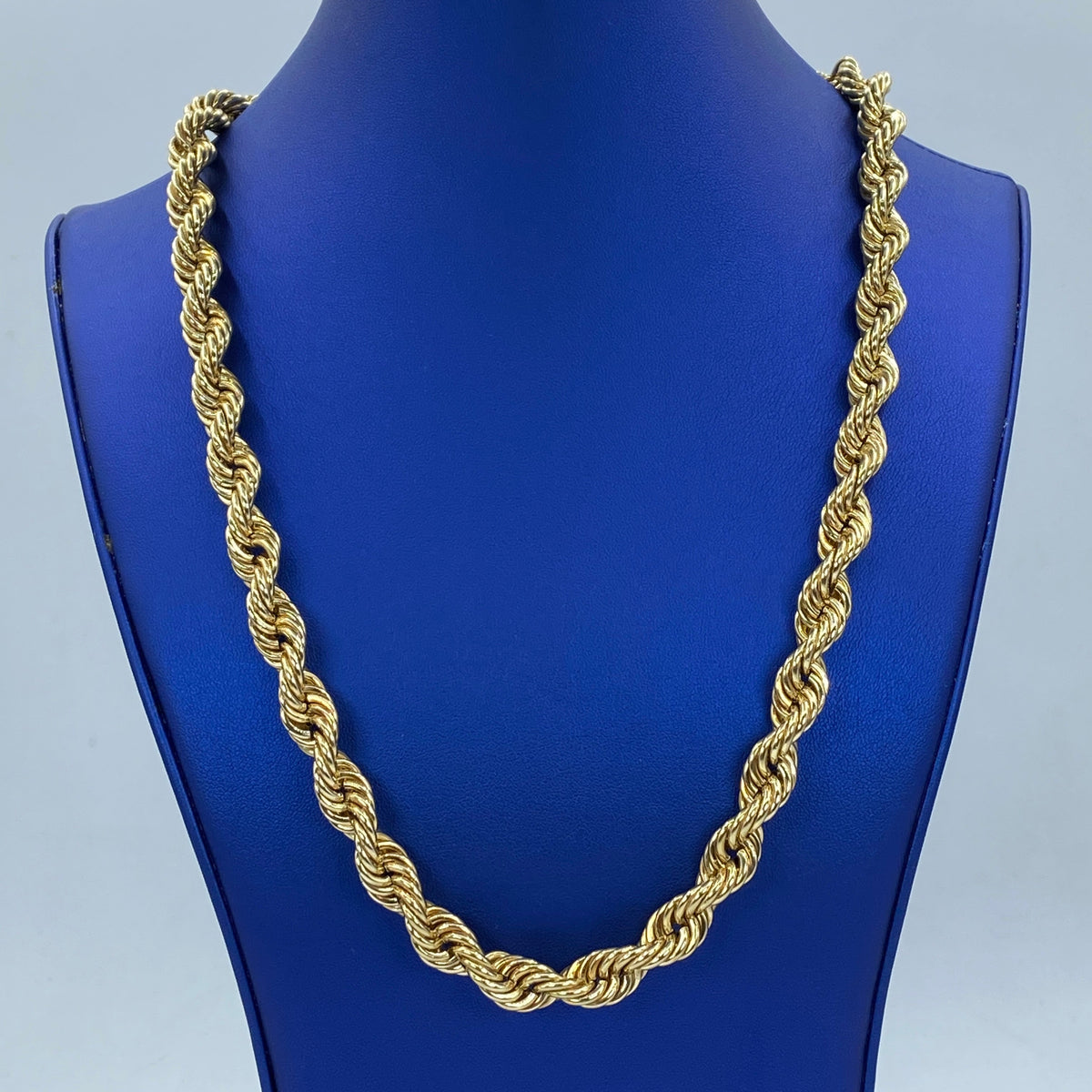 10K Gold 10mm Bold Rope Chain 23 in - additional product view 2