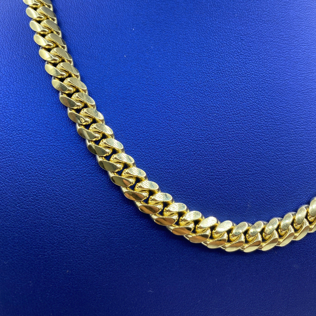 10K 9mm Gold Cuban Chain 22 in - additional product view 3