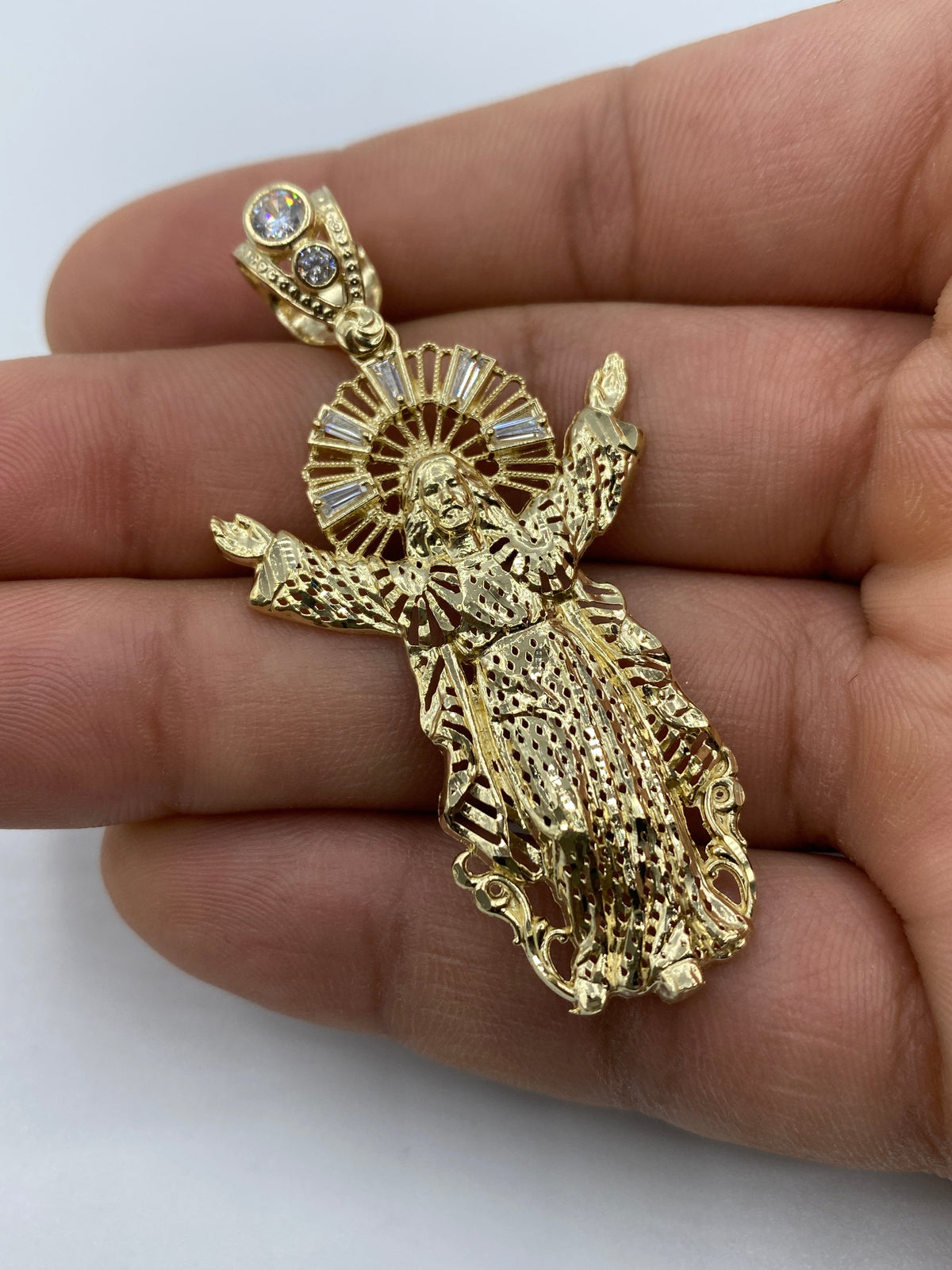 14K Gold Jesus with Halo Pendant 2.25 in - additional product view 9