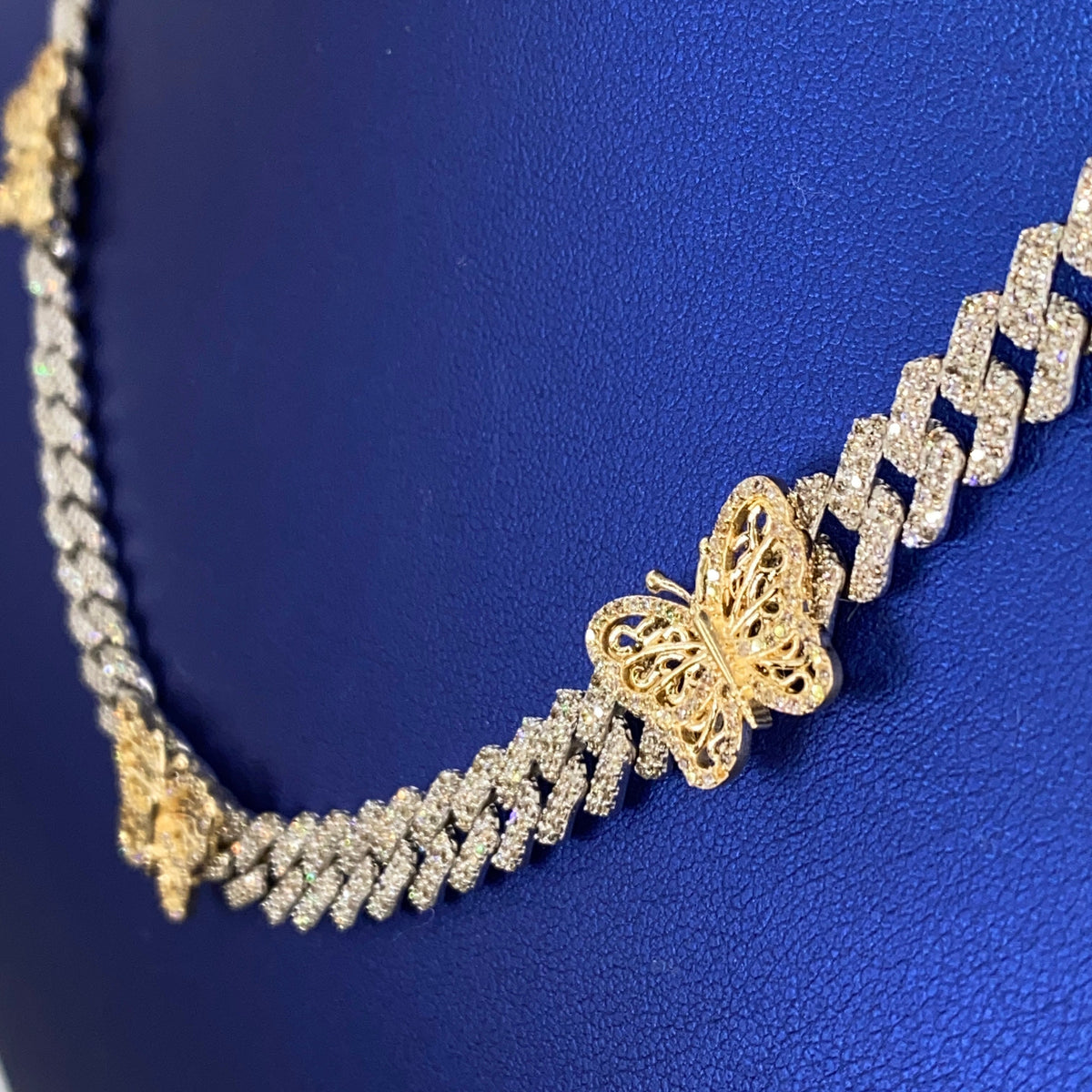 14K Gold Good Days Butterfly Cuban Link Diamond Chain 18 in - additional product view 4