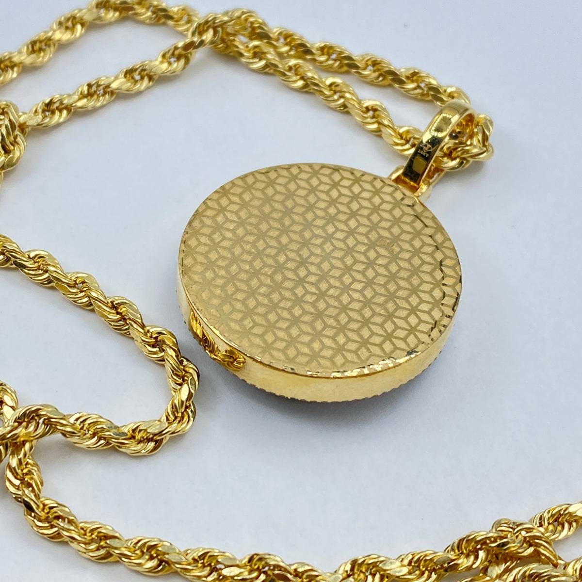 14K Gold Salvation Jesus Diamond Circle Pendant - additional product view 5