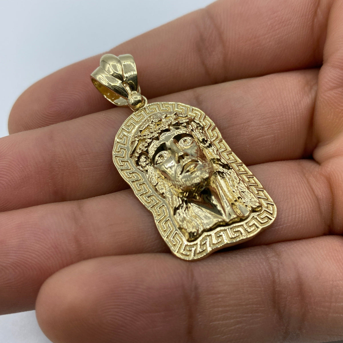 14K Gold Jesus Head Medallion Pendant 1.75 in - additional product view 4