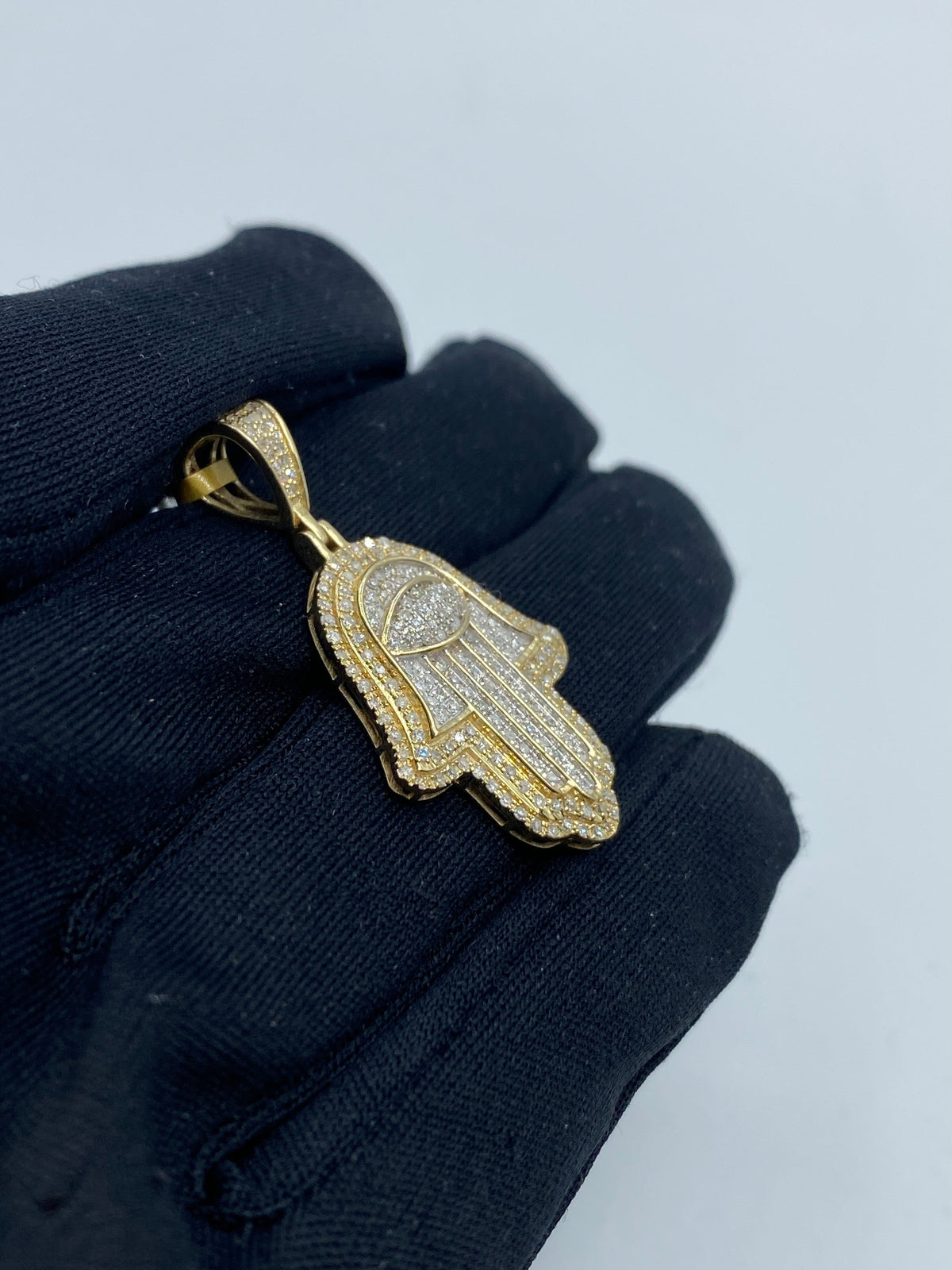 Hamsa Diamond Pendant - additional product view 3