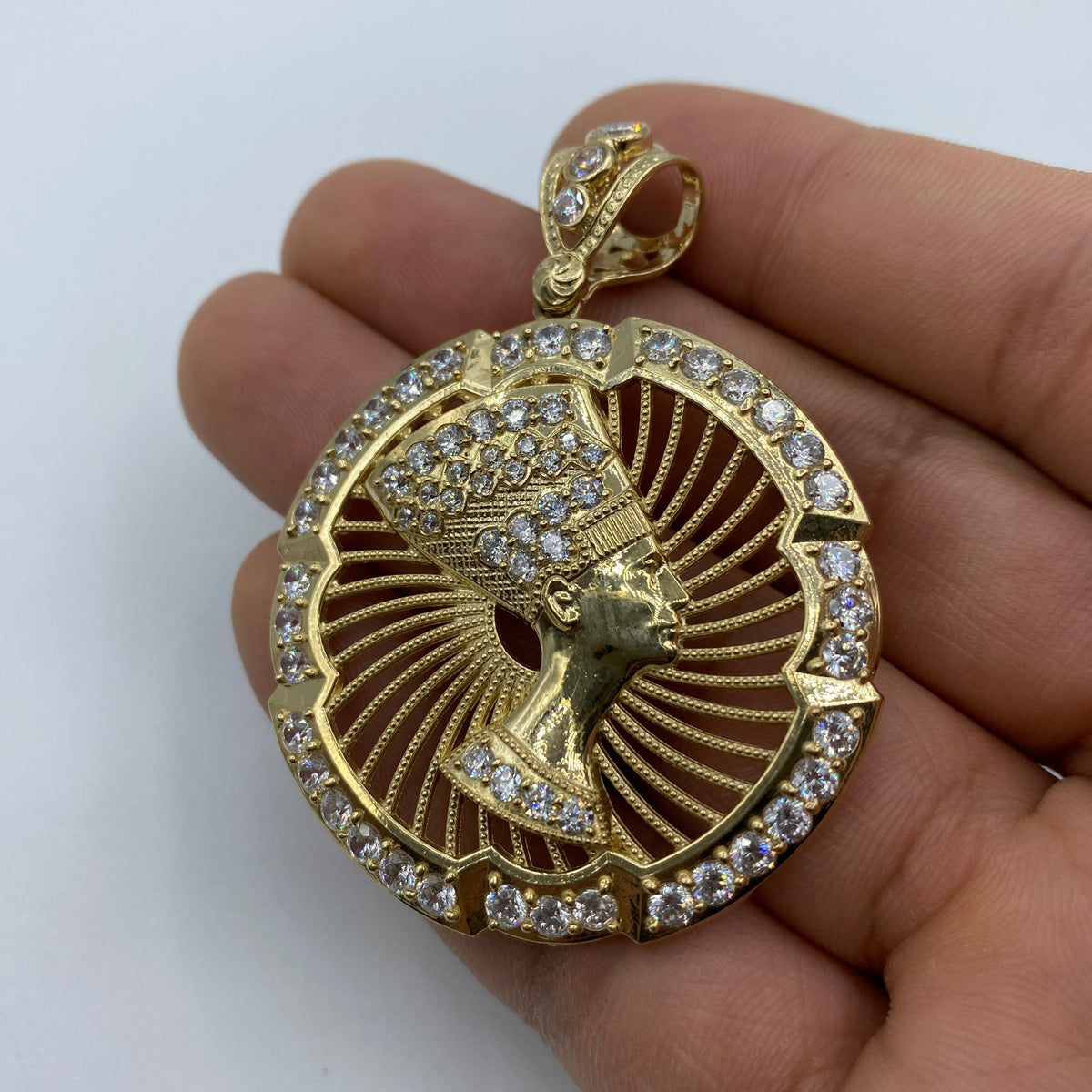 14K Gold Queen Nefertiti Pendant - additional product view 7