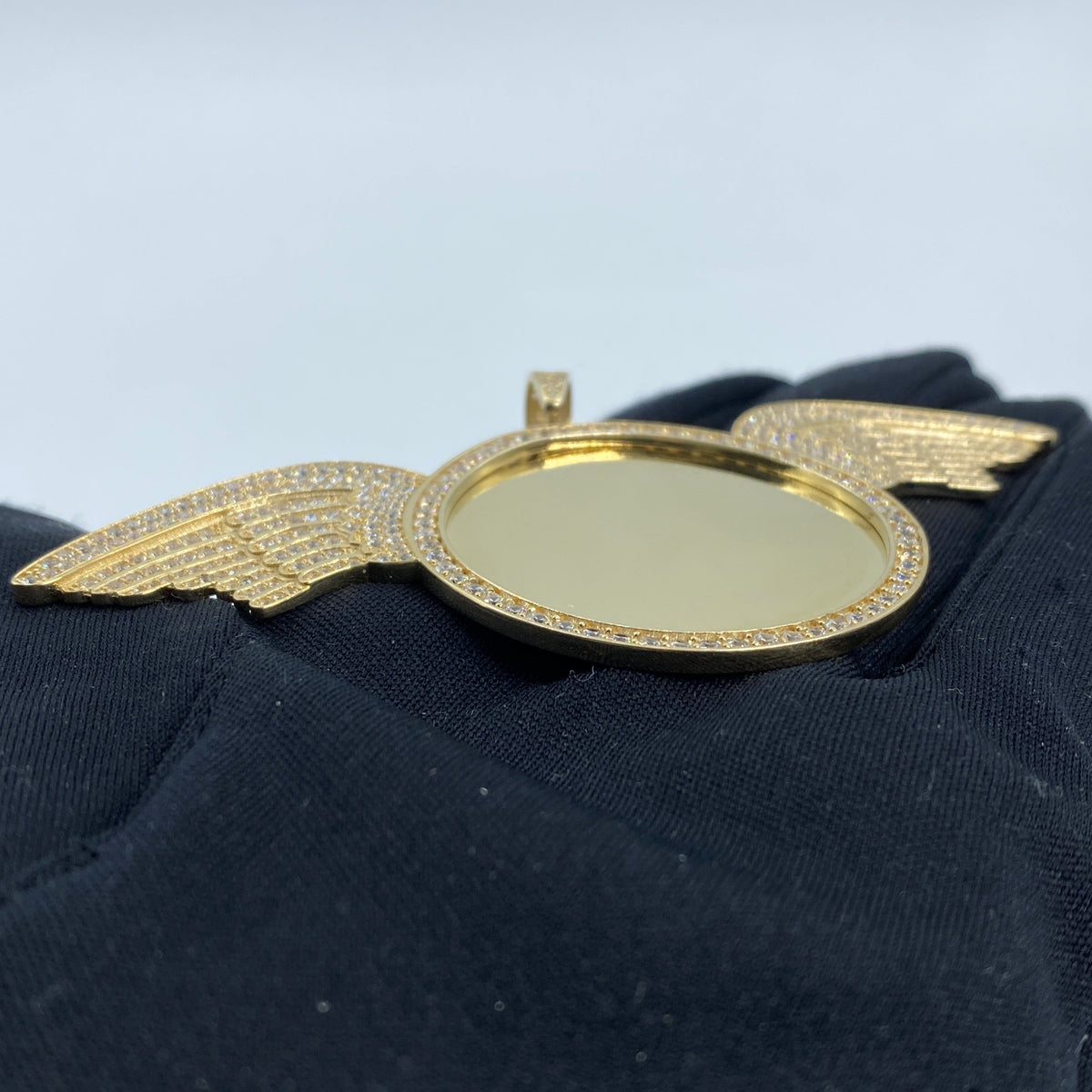 14K Gold Circle Angel Wings Picture Photo CZ Pendant - additional product view 3