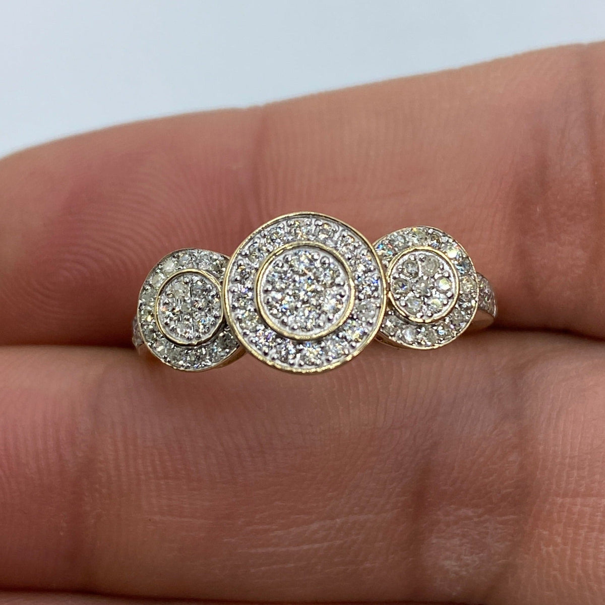 14K Gold Tri-Stone Circle Shape Diamond Engagement Ring - additional product view 4