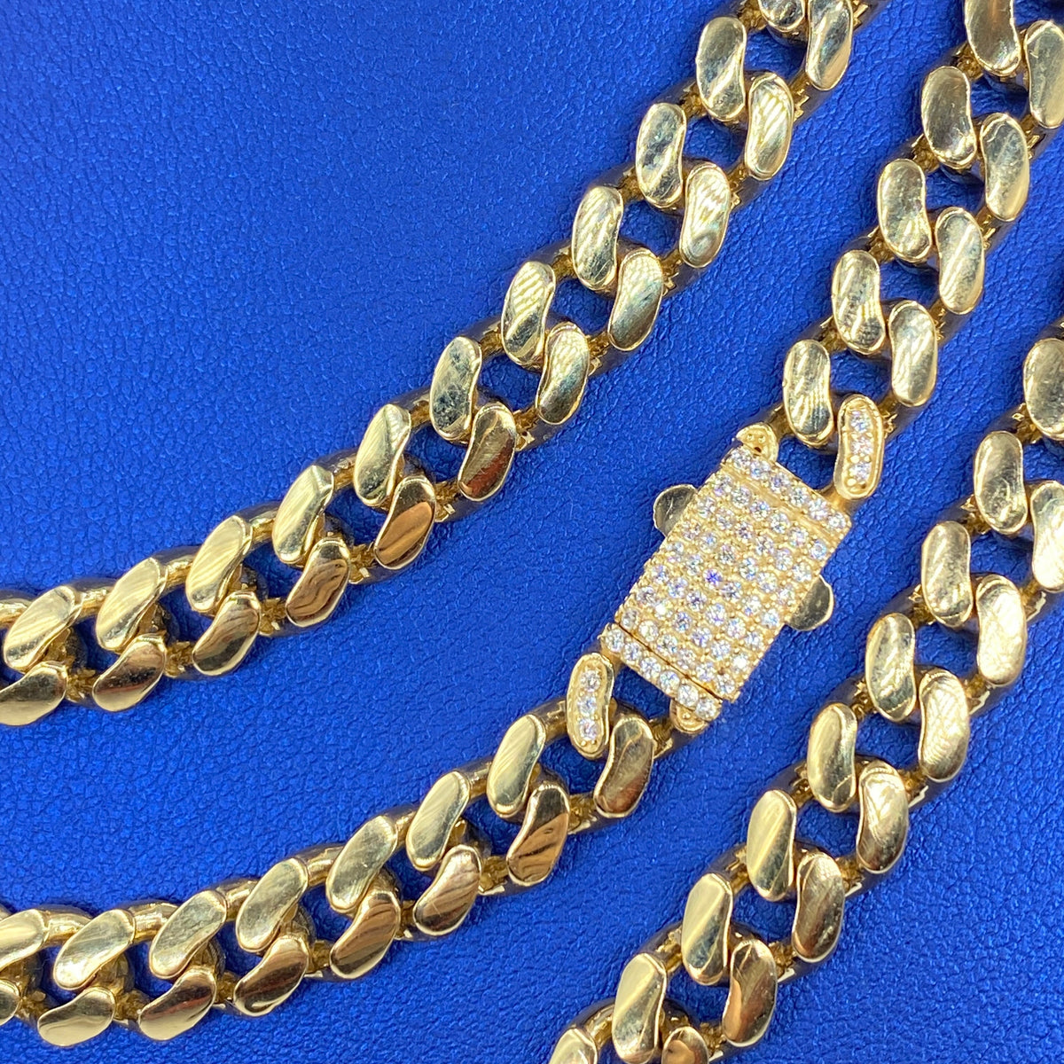 14K Gold 8mm Cuban Link CZ Chain 16–20 in - additional product view 3