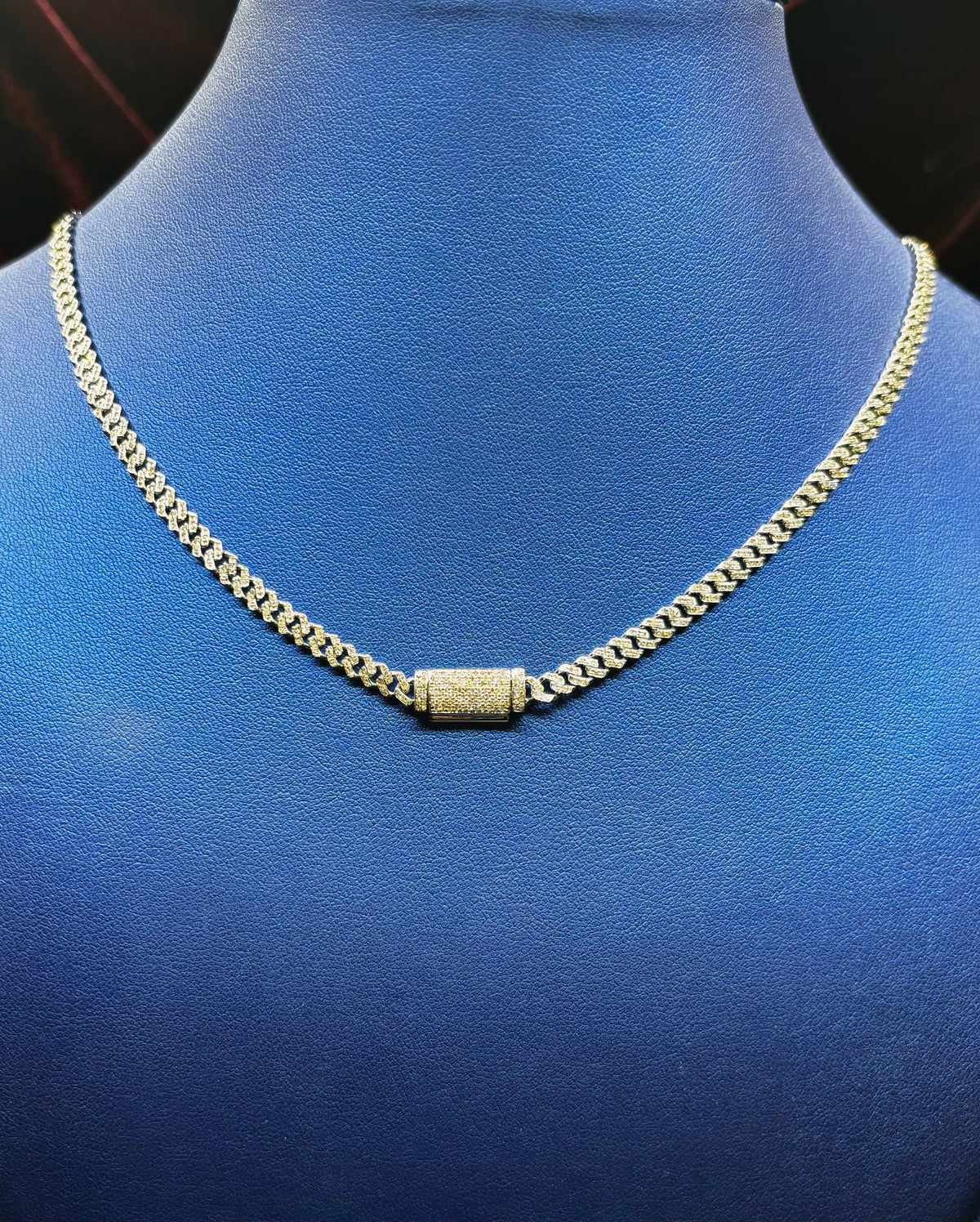 10K Gold 4mm Cuban Link Diamond Chain 16–24 in - additional product view 7