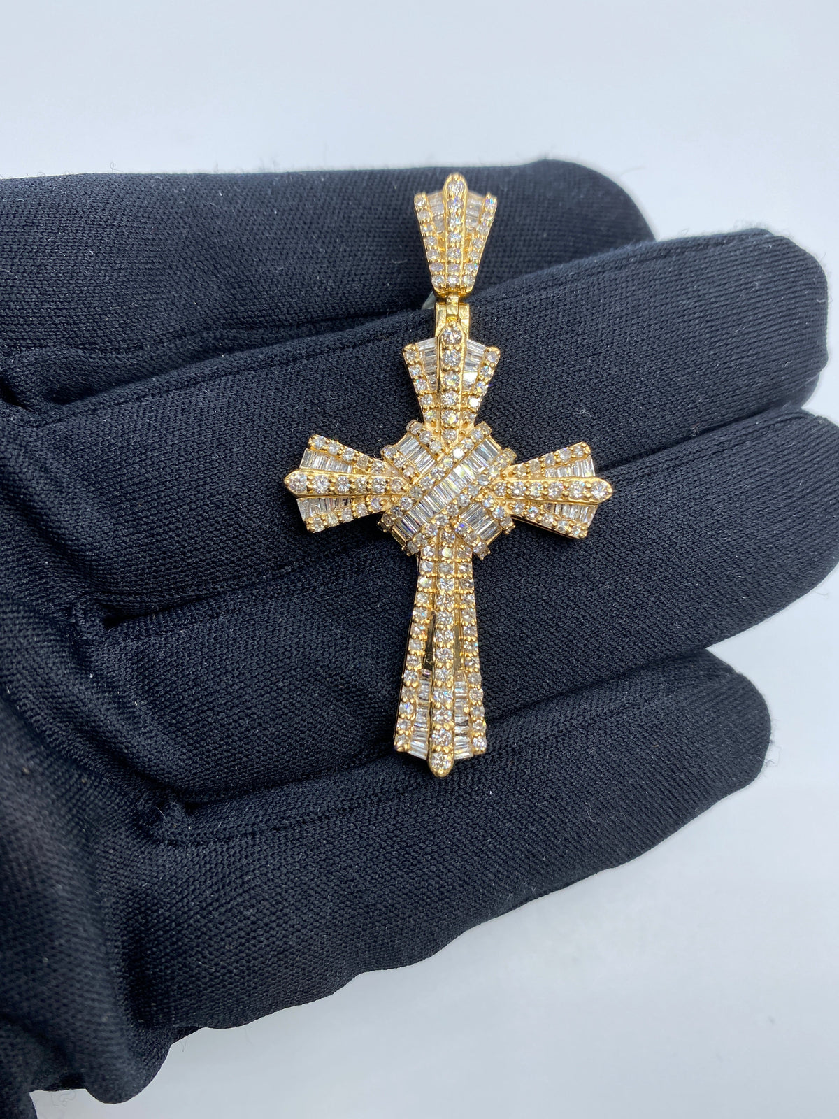 14K Gold Latin Cross Baguette Diamond Pendant - additional product view 2