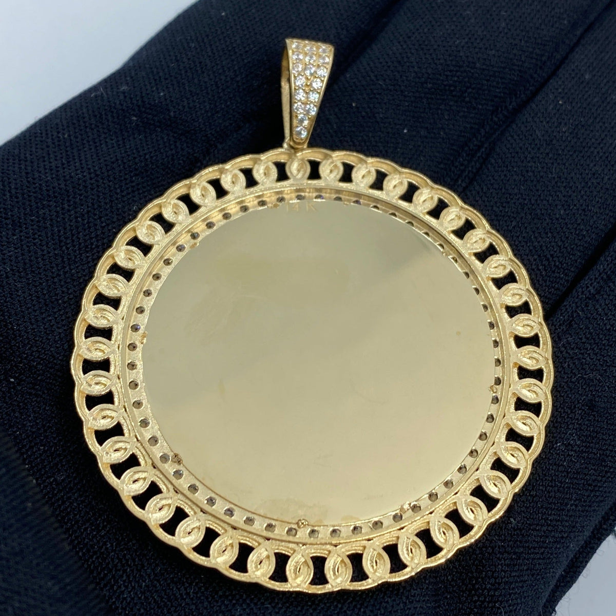 14K Gold Cuban Round Picture Photo CZ Pendant - additional product view 4