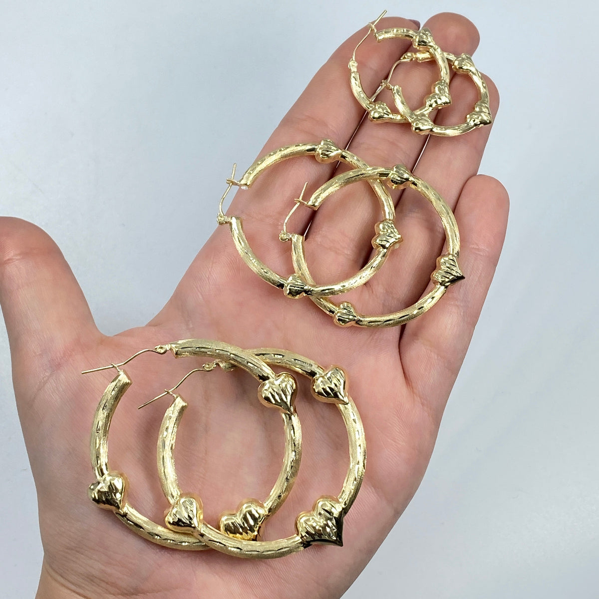 10K Gold Jolyne Heart Hoop Earrings - additional product view 3