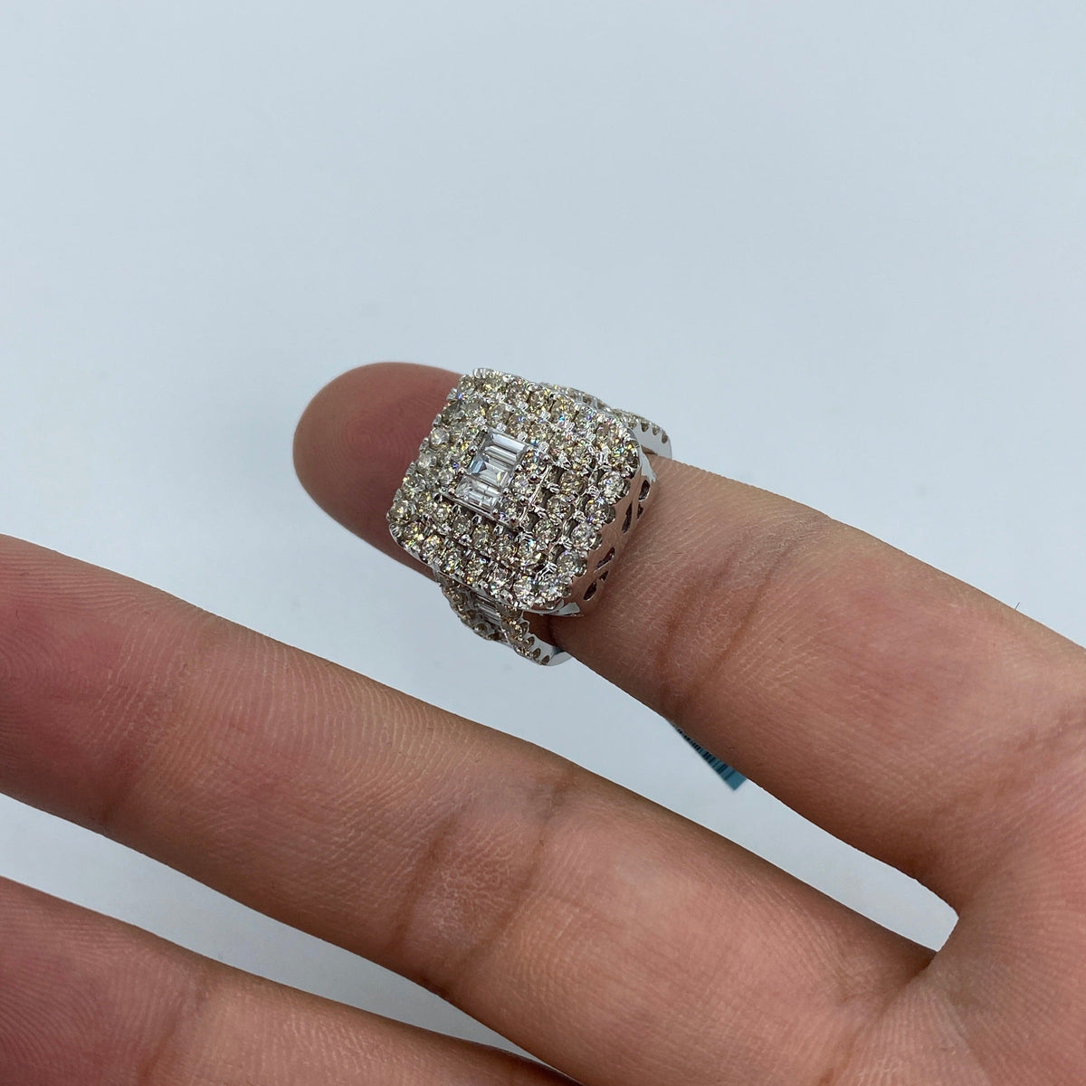 14K Gold Rectangle Center Diamond Baguette Ring in White - additional product view 7