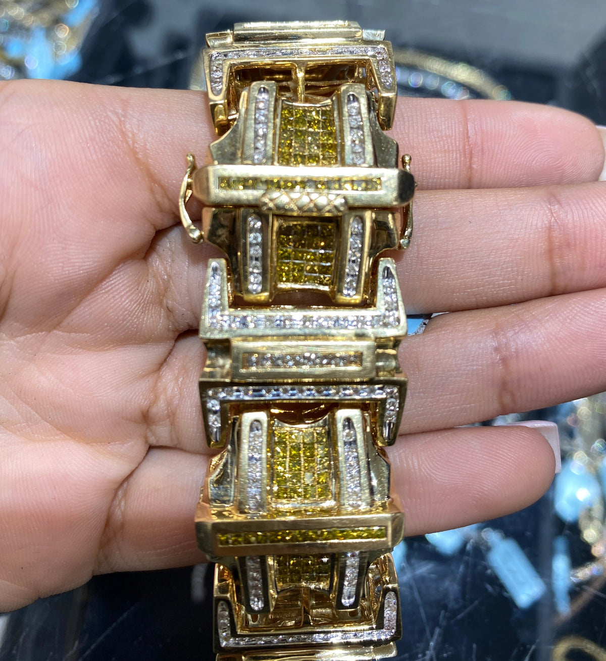 14K Gold Jumbo Yellow Canary Diamond Bracelet - additional product view 6