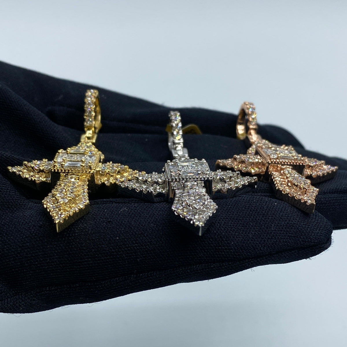 10K Gold Byzantine Cross Diamond Baguette Pendant - additional product view 7