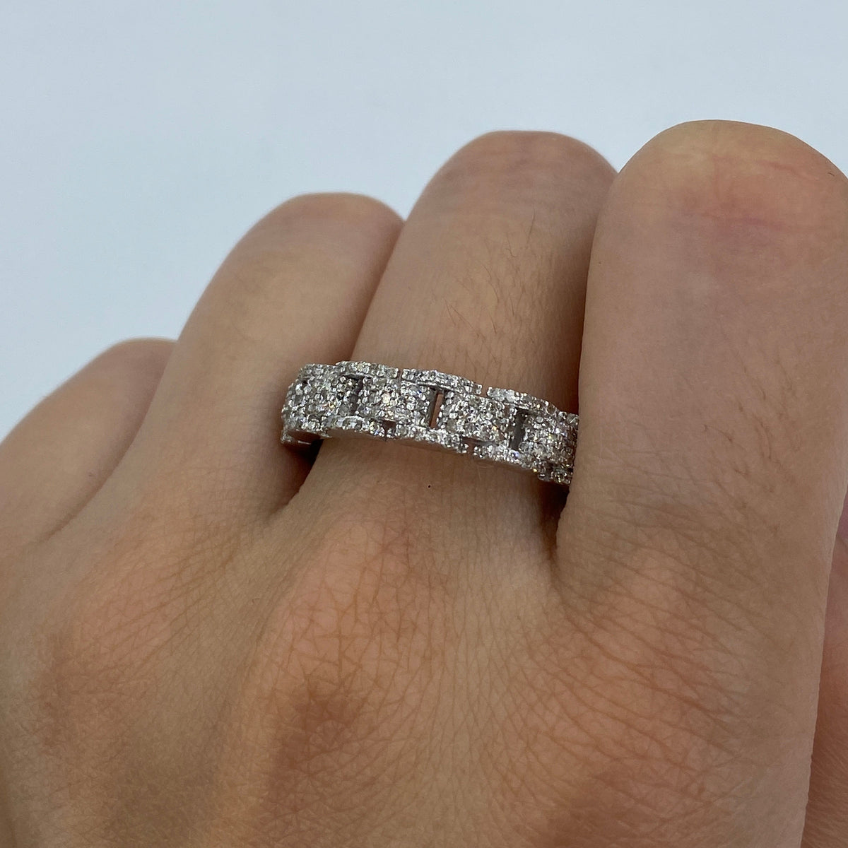 10K Gold/14K Watch Band Diamond Ring in white gold, 10K - close-up product photo