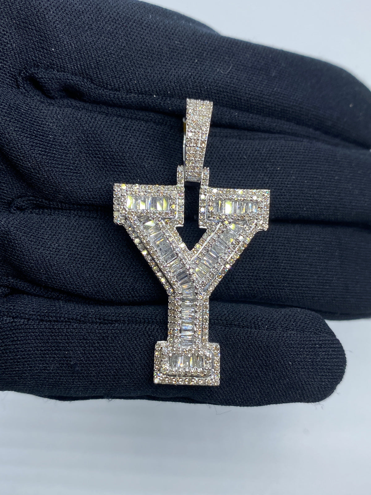 Initial Y Baguette Diamond Pendant - additional product view 4