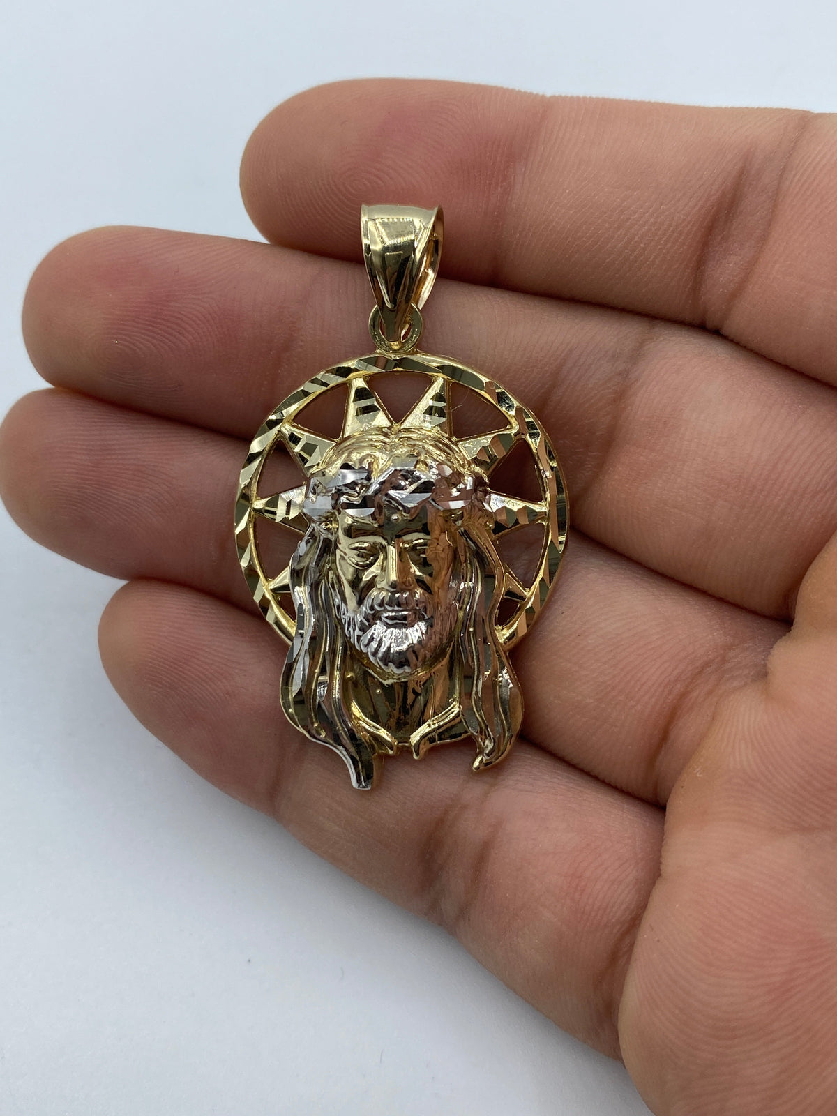 14K Gold Jesus Head with Halo Pendant 2.0 in - additional product view 3