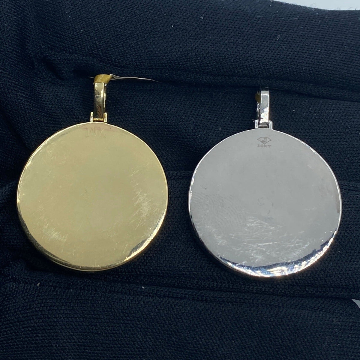 Circle Picture Diamond Pendant - additional product view 7