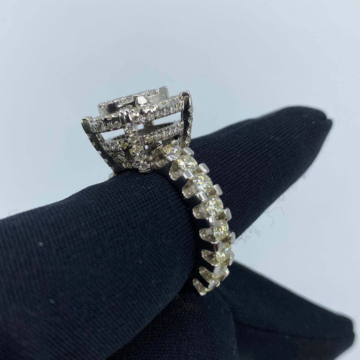 14K Gold Jumbo Circle Halo Diamond Engagement Ring - additional product view 3