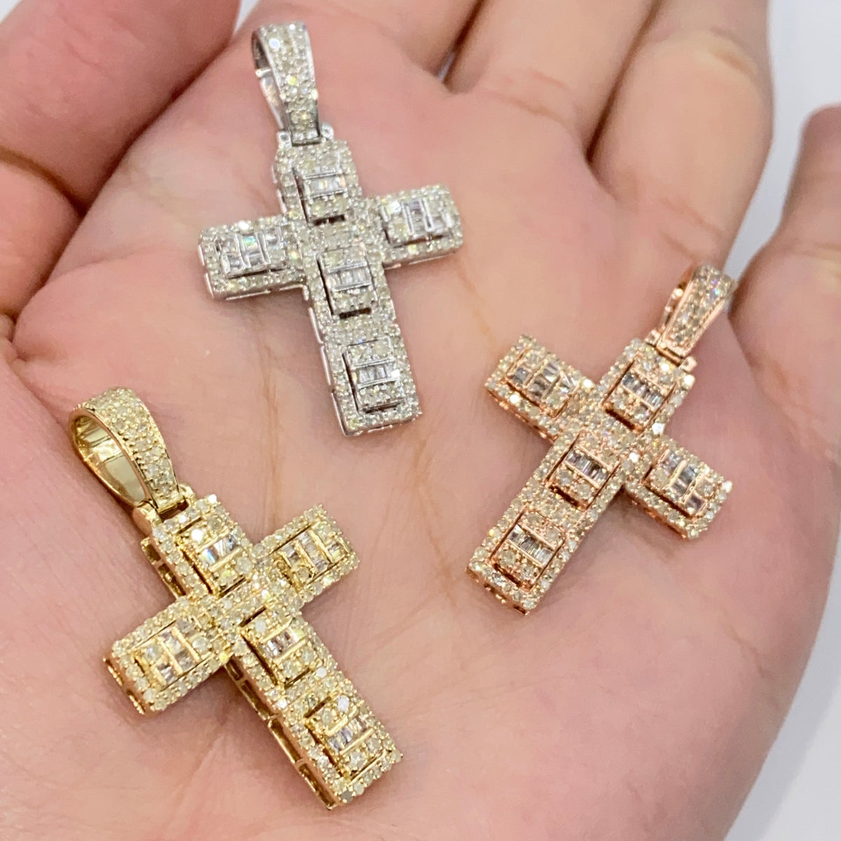 10K Gold Humble Cross Diamond Baguette Pendant - additional product view 7