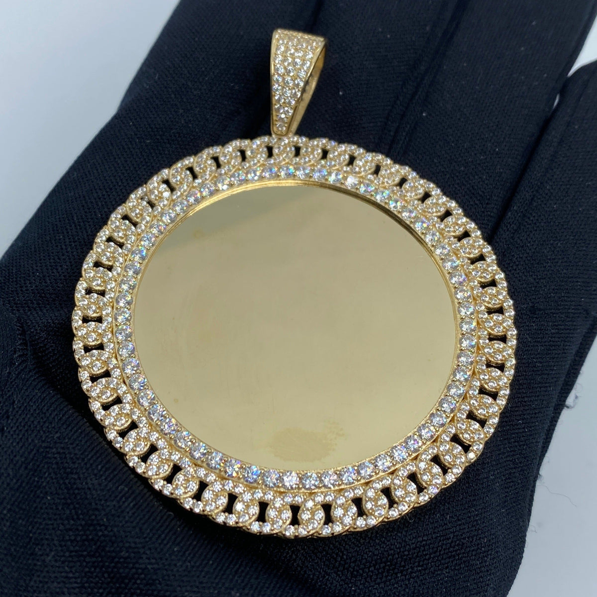 14K Gold Cuban Circle Picture Photo CZ Pendant - additional product view 2