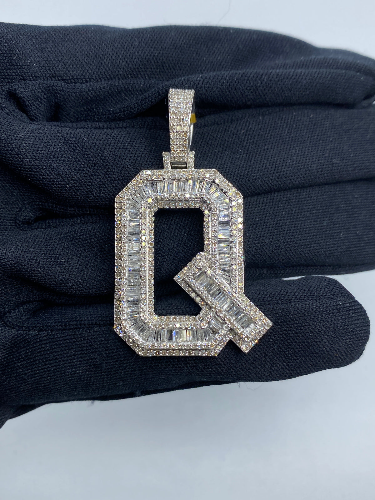 Initial Q Baguette Diamond Pendant in white - close-up product photo