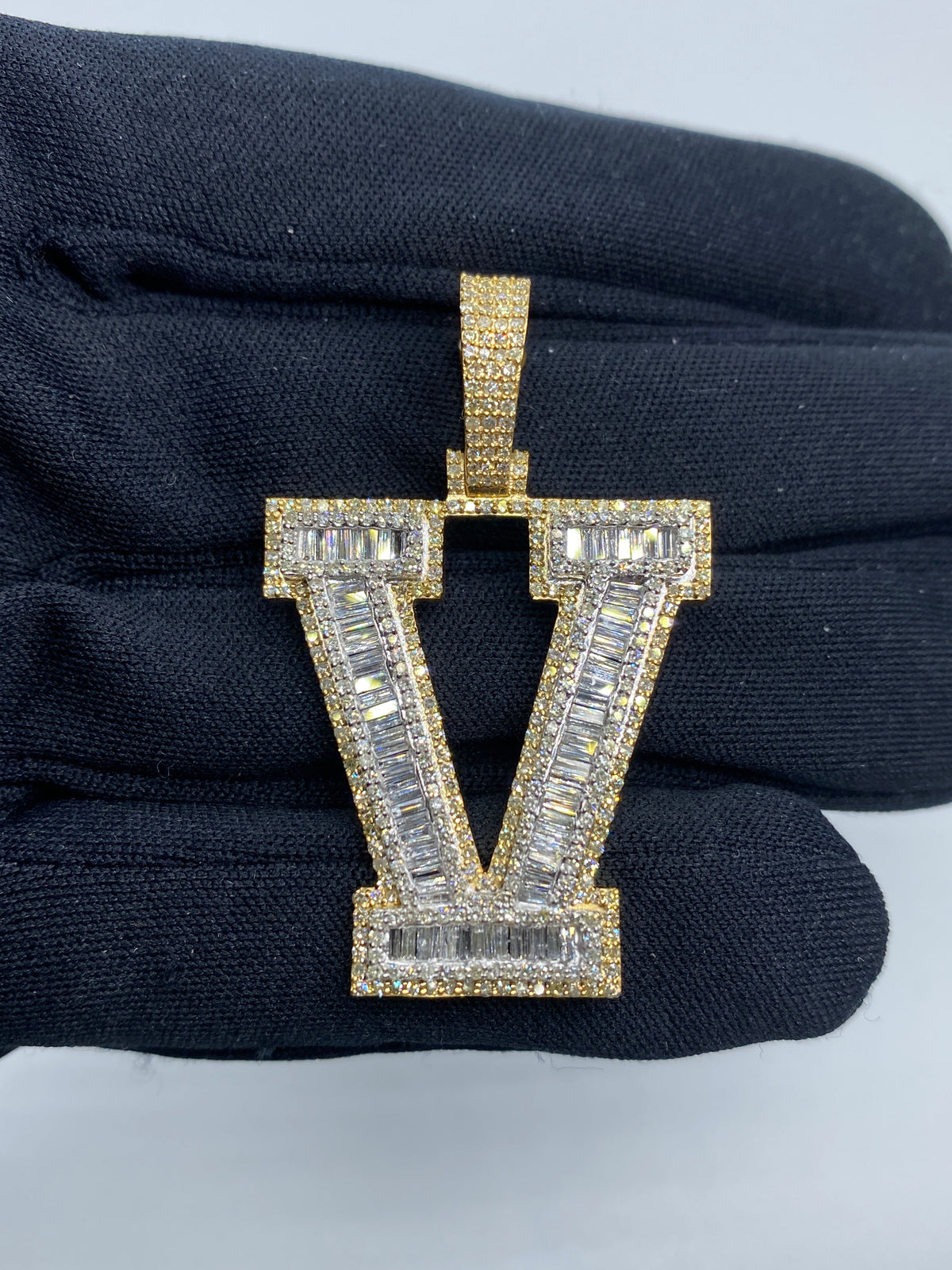 Initial V Baguette Diamond Pendant in yellow - close-up product photo