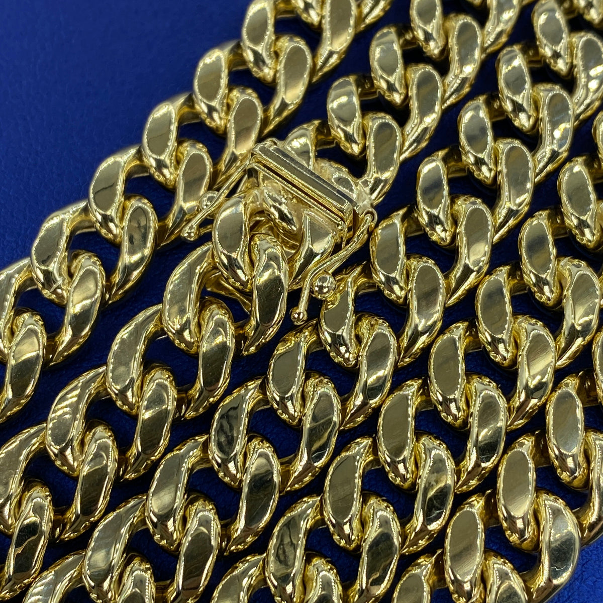 10K Gold 10mm Miami Cuban Link Chain 20–30 in - additional product view 3