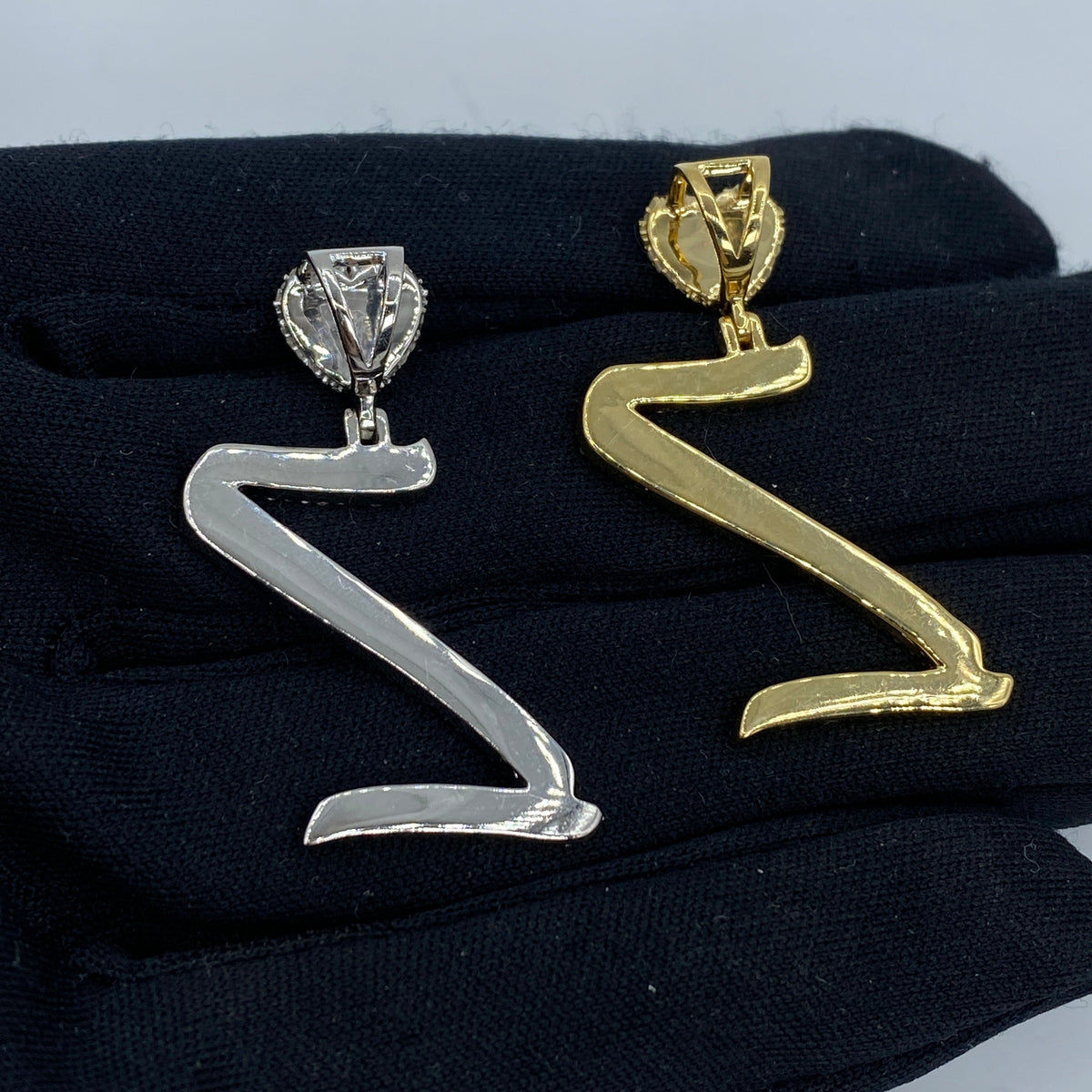 14K Gold Initial Z Script Heart Diamond Pendant - additional product view 7
