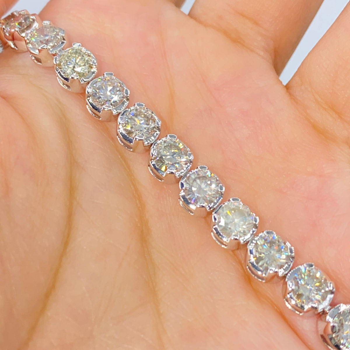 14K Gold Tennis Diamond Bracelet 7 in - additional product view 21