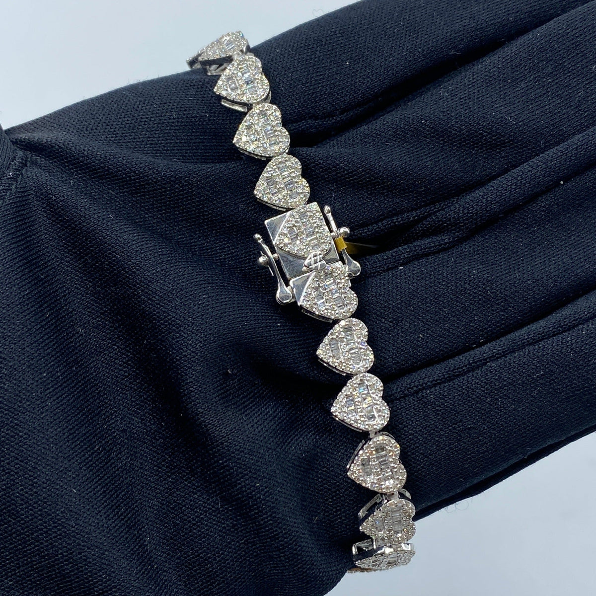 10K Gold 9mm Heart Diamond Baguette Bracelet 7.5 in - additional product view 4