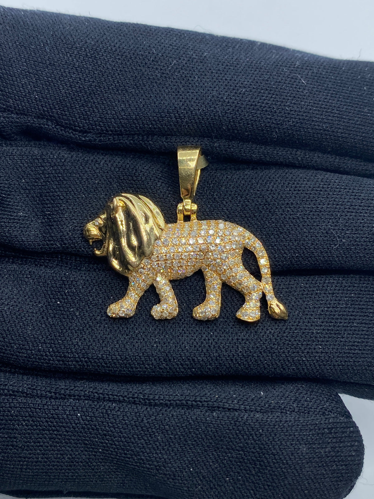 Leo Diamond Pendant - additional product view 2