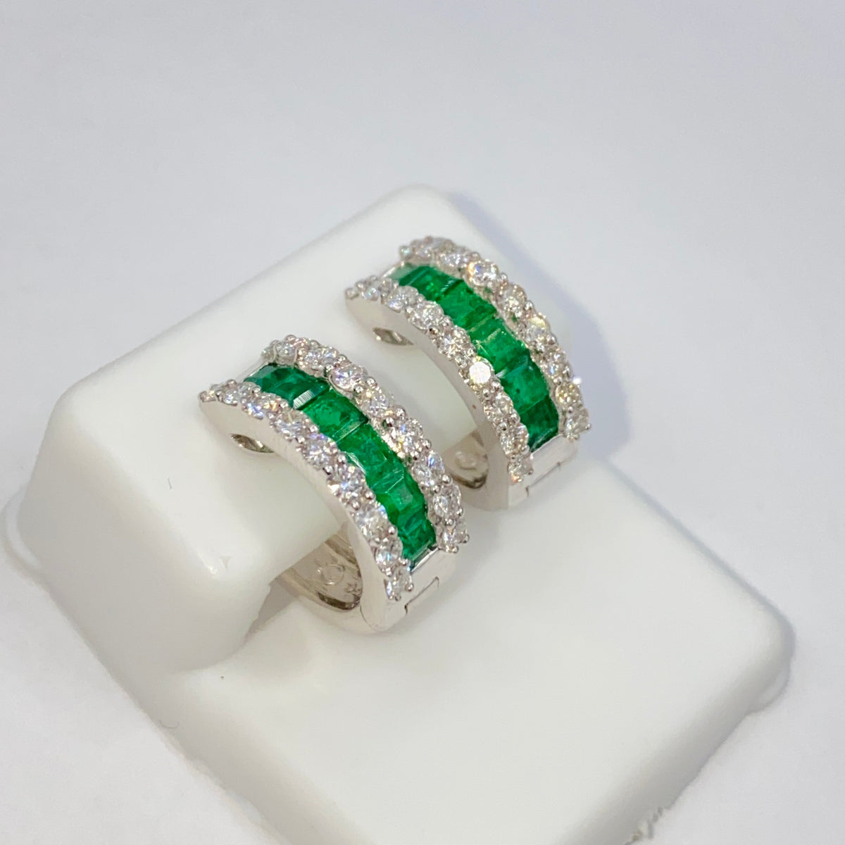 18K Gold Emerald Hoop Diamond Earrings - additional product view 7