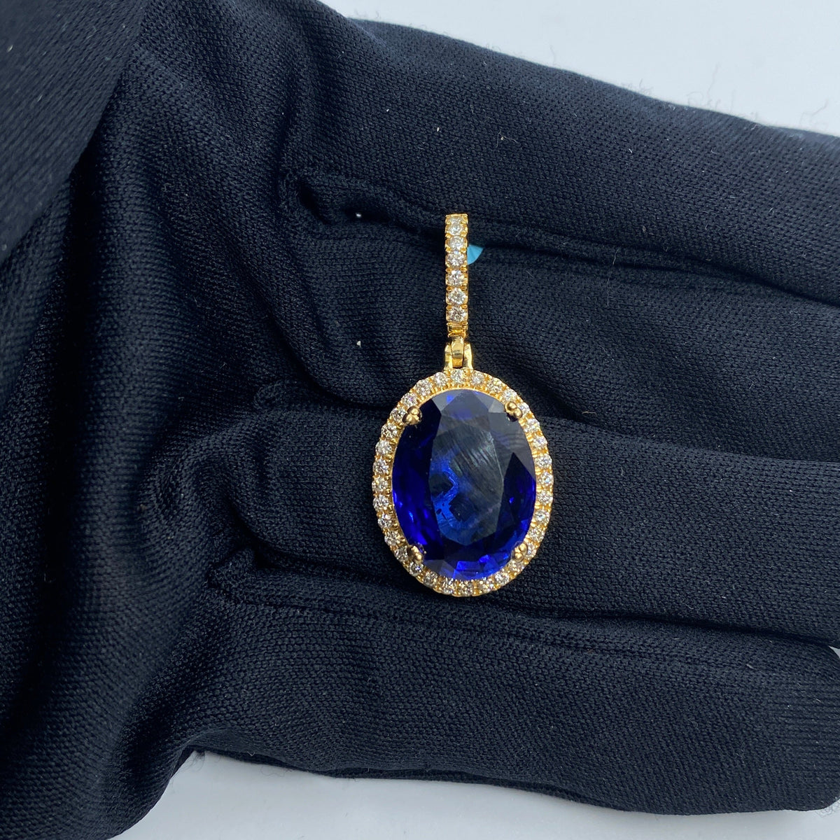 14K Gold Color Stone Diamond Halo Pendant - close-up product photo