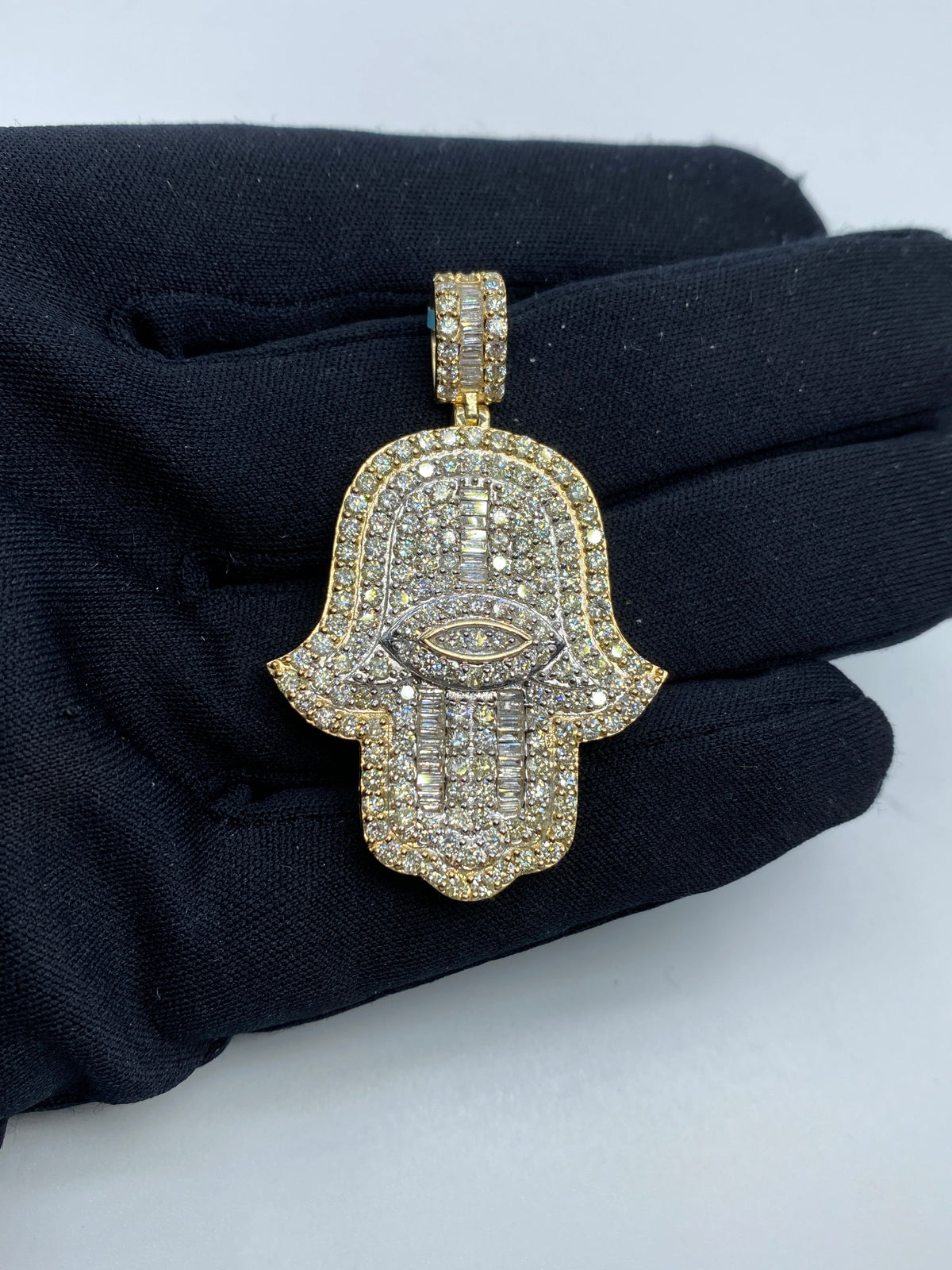 14K Gold Hamsa Diamond Pendant - additional product view 4