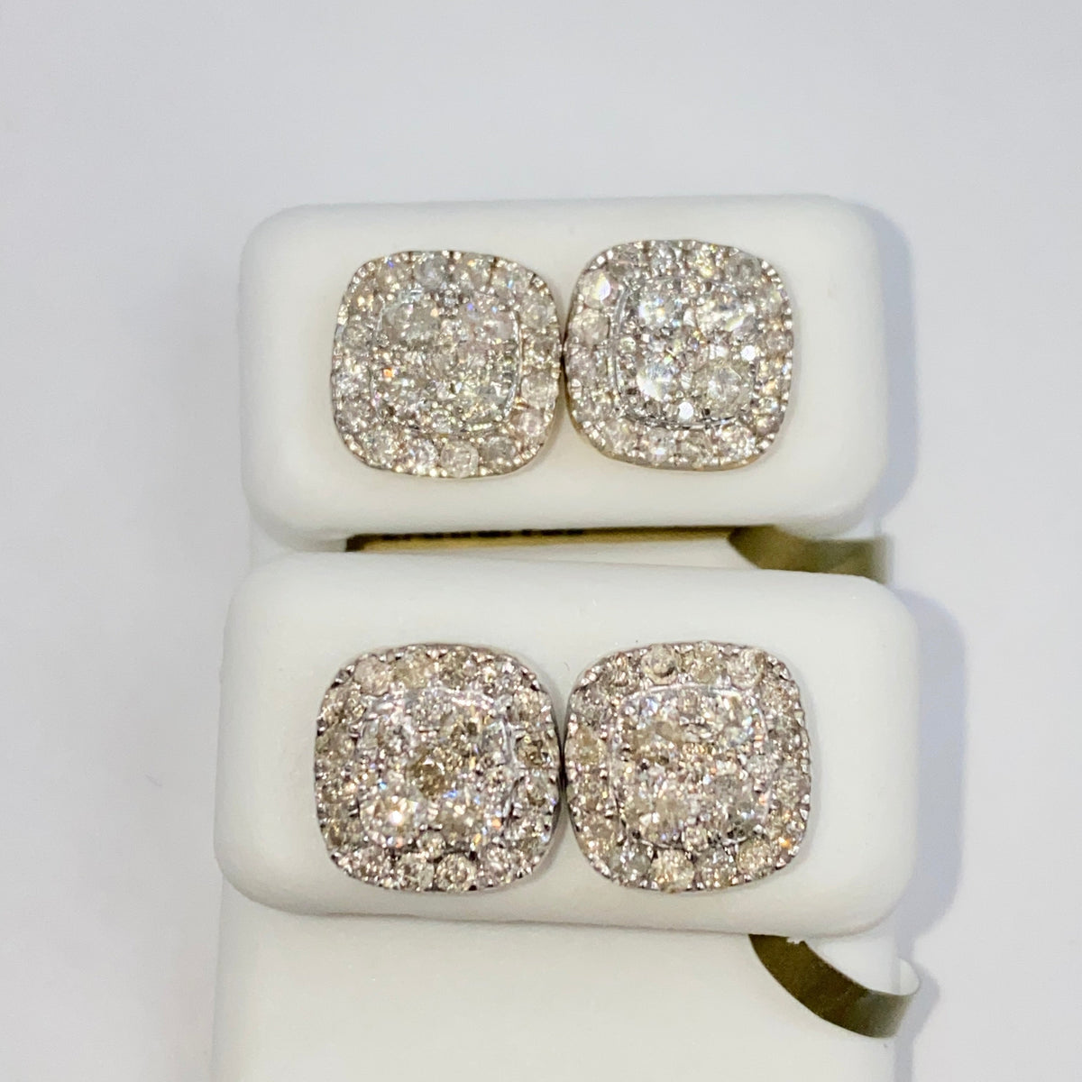 10K Gold 10mm Rounded Square Halo Diamond Ring - additional product view 7