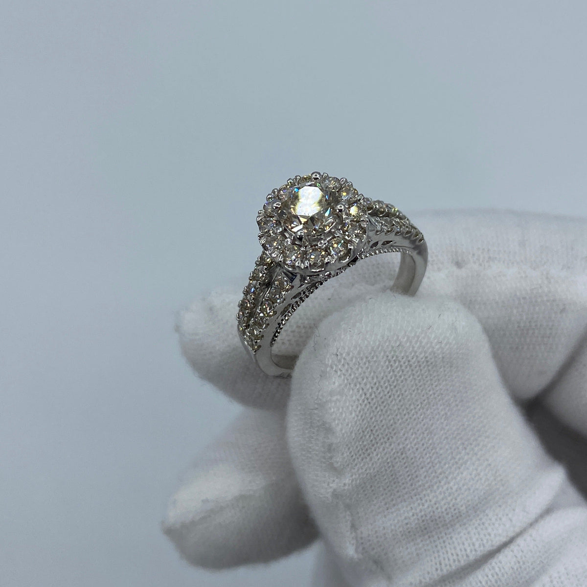 14K Gold Round Large Center Stone Diamond Engagement Ring in white gold - close-up product photo