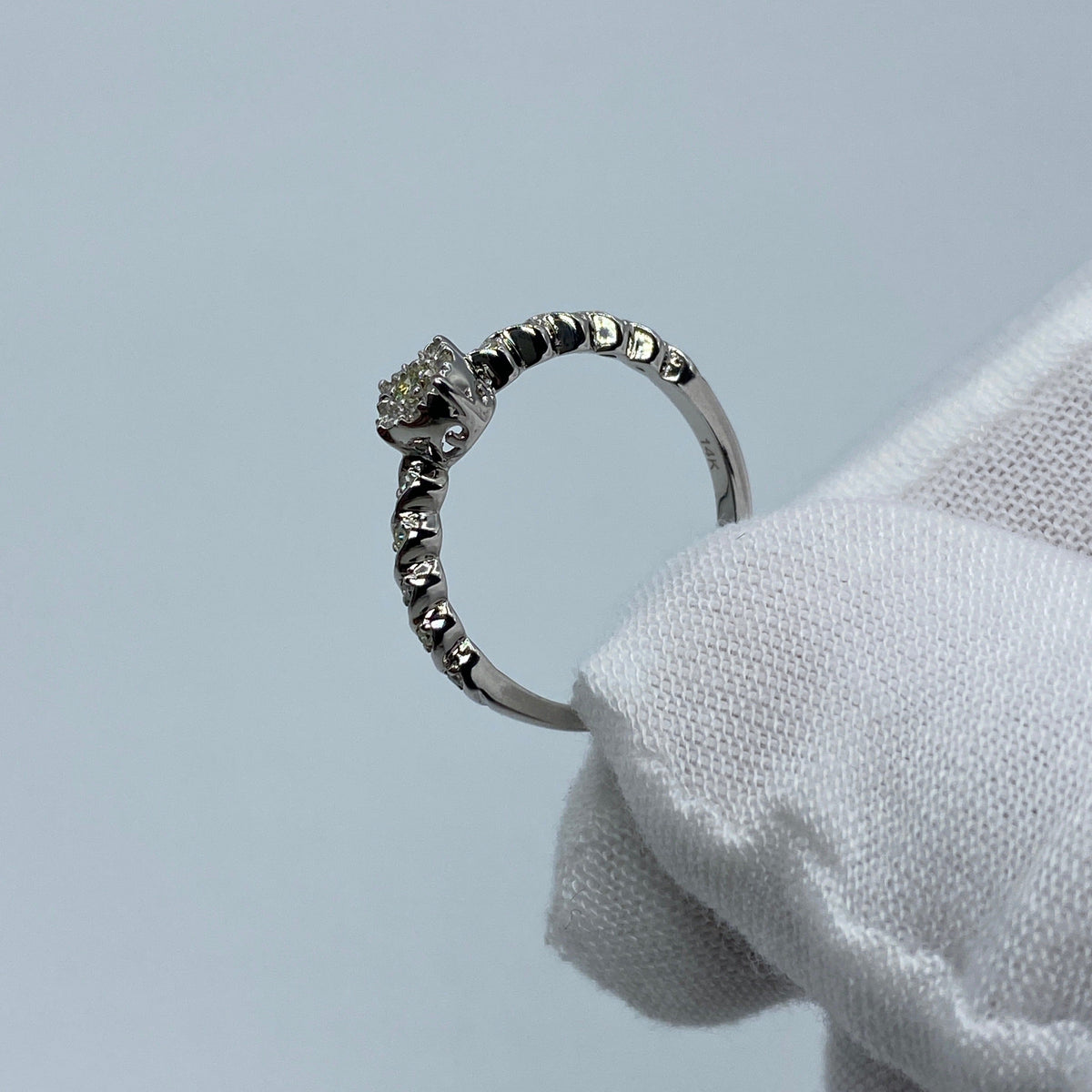 14K Gold Princess Diamond Engagement Ring - additional product view 4