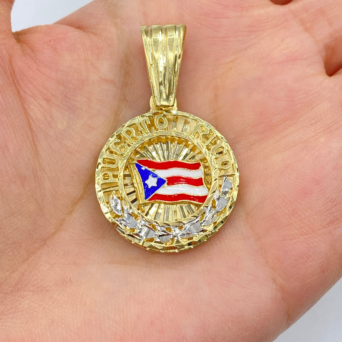 10K Gold Puerto Rico Flag Circle Pendant - additional product view 2