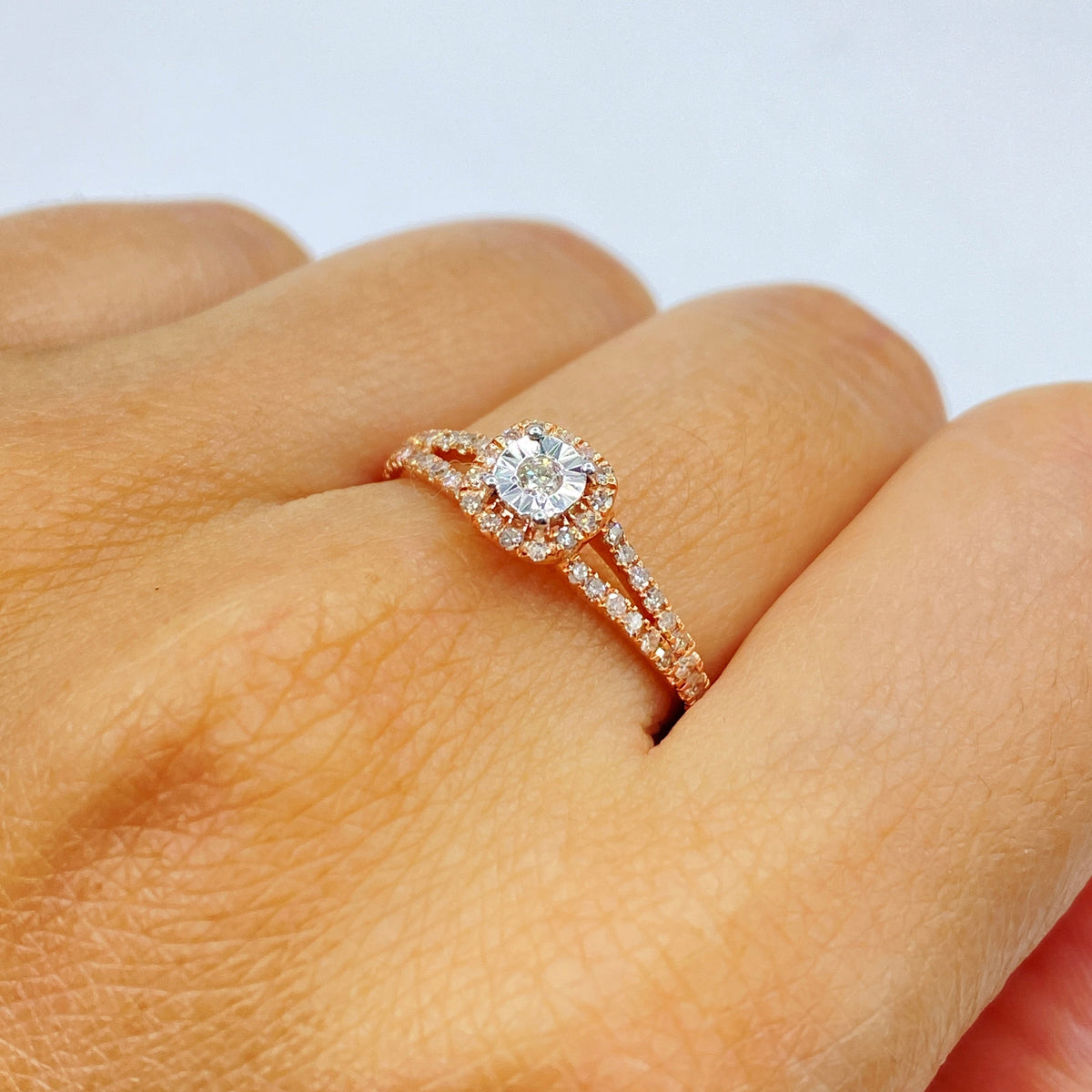 14K Gold Sunburst Diamond Engagement Ring in rose gold - close-up product photo